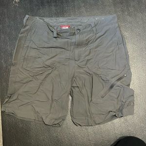 North Face men’s quick dry shorts size 36